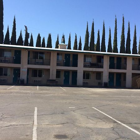 Sanger Townhouse Motel المظهر الخارجي الصورة